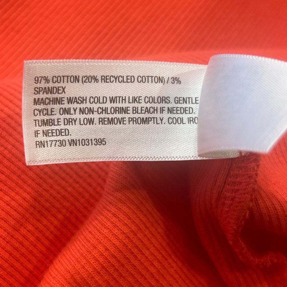 Bundle of Universal Thread Ribbed Sleeveless Tank Tops Medium - Picture 4 of 7